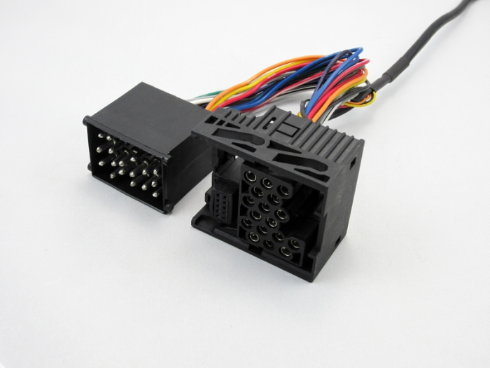 Адаптер Yatour YT-M06 BM1 для магнитол BMW / Mini Cooper (17-pin)