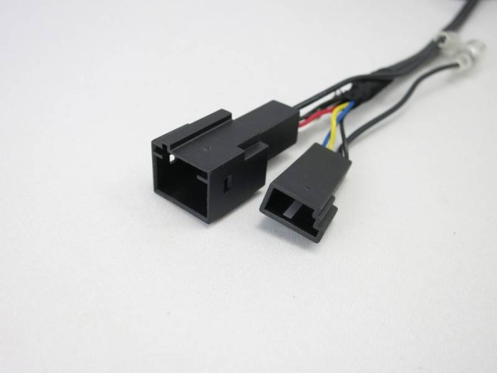 Адаптер Yatour YT-M09 BM4 для магнитол BMW 3+6 pin