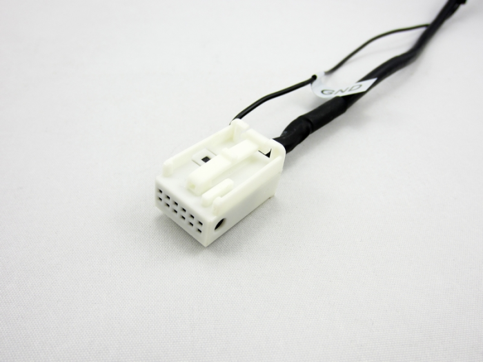 Адаптер Yatour YT-M09 VW12 для магнитол Volkswagen / Audi / Skoda 12-pin
