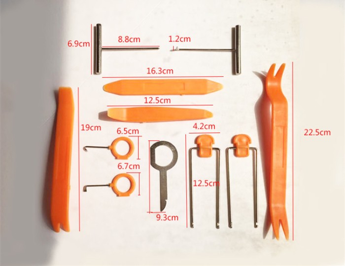 Набор инструментов 12в1