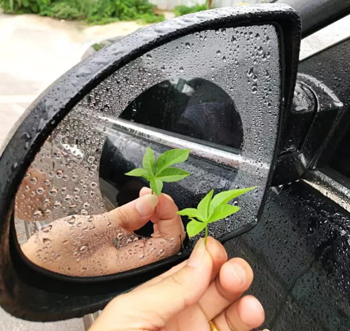 "Антидождь" Водоотталкивающая пленка на зеркало заднего вида