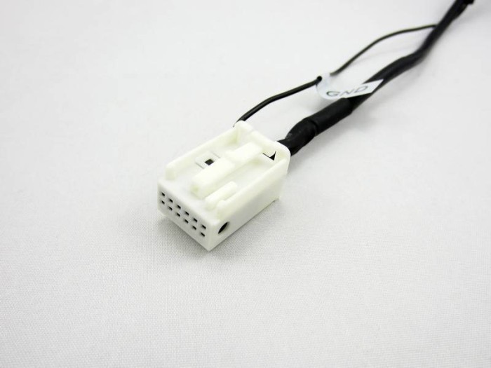 Адаптер Yatour YT-BTA VW12 для магнитол Volkswagen / Audi / Skoda 12-pin